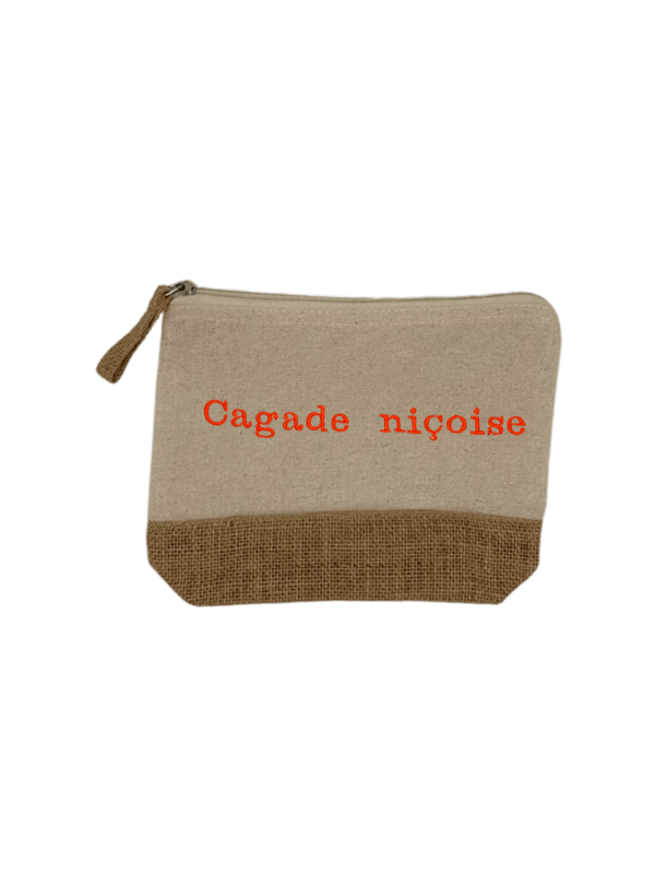 Trousse beige, écru, coton. Personnalisation de la trousse grâce à mots. Il faut choisir parmi un choix de police d'écriture. Choix couleur du fil pour la phrase, personnalisation unique. Toutes les broderies sont faites à la commande selon la personnalisation choisie. 